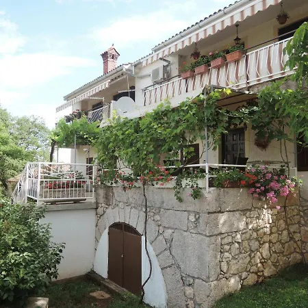 Sabina I Grapes Apartament Malinska