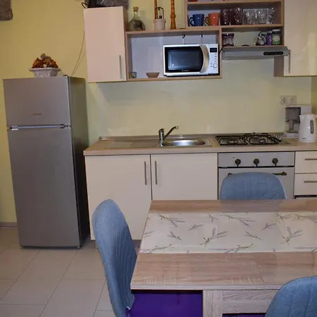 Sabina I Grapes Apartament *